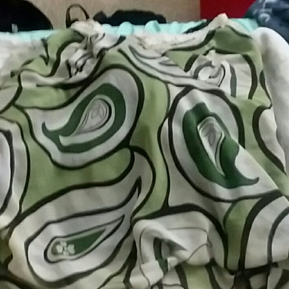 100% polyester
